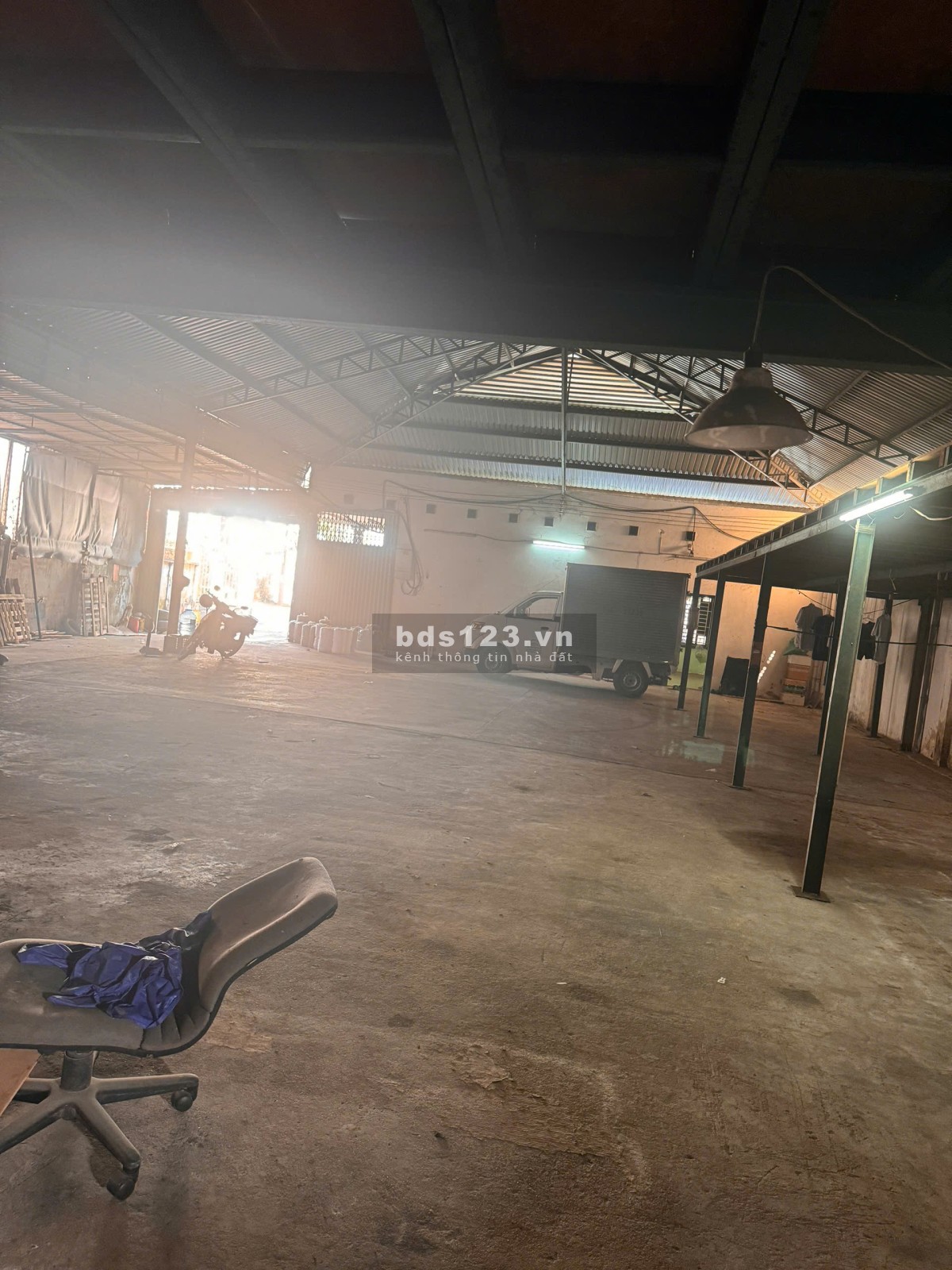Chính chủ cho thuê kho xưởng 580m2 (chưa tính gác) 1 văn phòng mặt tiền mặt tiền đường Lê Hồng Phong