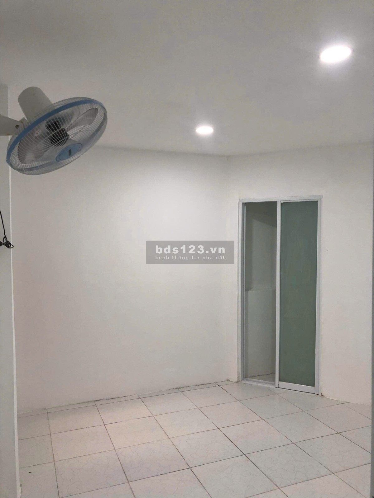 Chính Chủ Bán Nhà Huỳnh Văn Bánh Phú Nhuận, SHR, Giá 1Tỷ98, 15.3m2