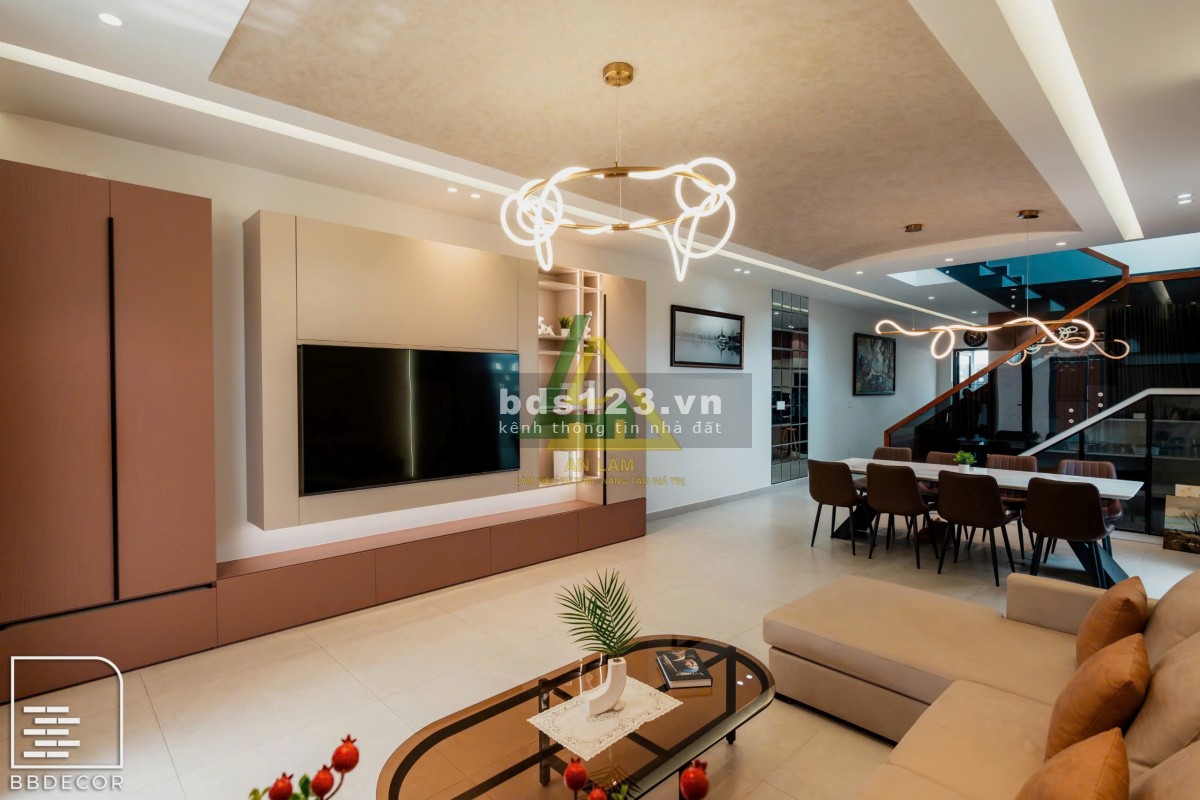 CHÍNH CHỦ CẦN BÁN BIỆT THỰ SONG LẬP KQH NGUYỄN HỮU CẦU P12Diện tích: 325m2