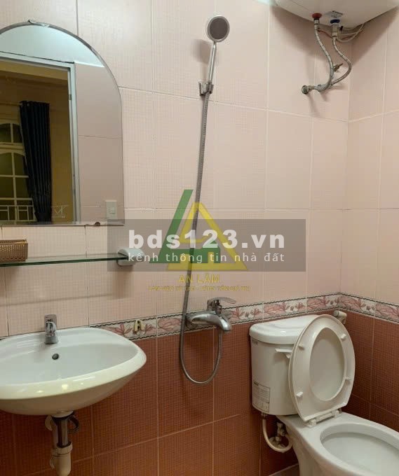 BÁN KHÁCH SẠN ĐƯỜNG PHAN NHƯ THẠCH, P1. Tổng diện tích: 77,8m2, diện tích nhà:49,7m2