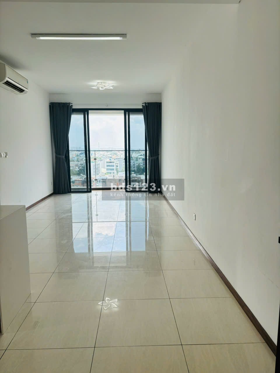 Tiin chuẩn- căn 3PN dự án One Verandah cần bán nhanh giá chỉ 8,25 tỷ (bao hết thuế phí, và 5% sổ)