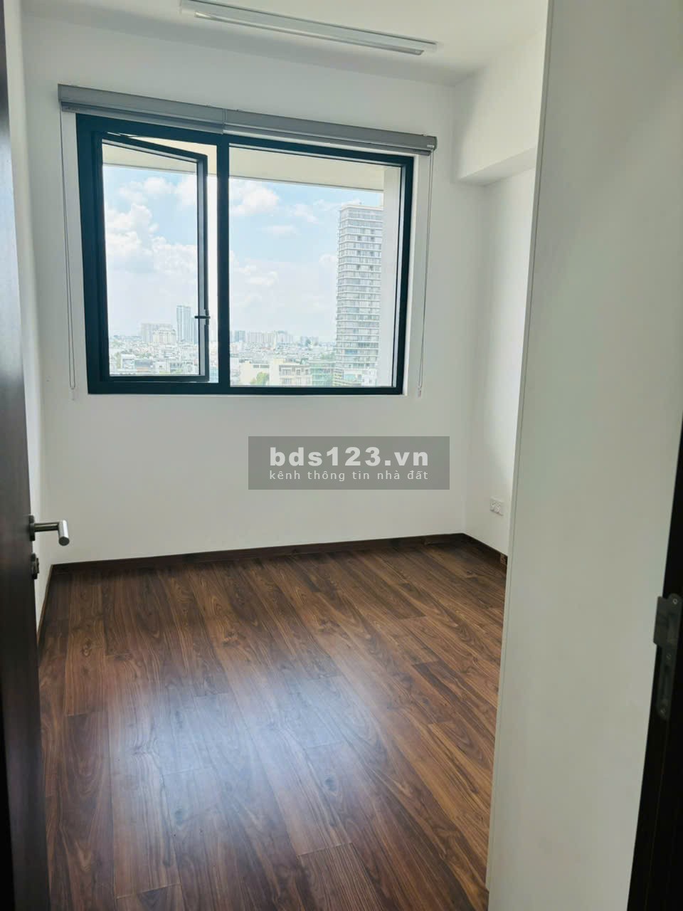 Tiin chuẩn- căn 3PN dự án One Verandah cần bán nhanh giá chỉ 8,25 tỷ (bao hết thuế phí, và 5% sổ)
