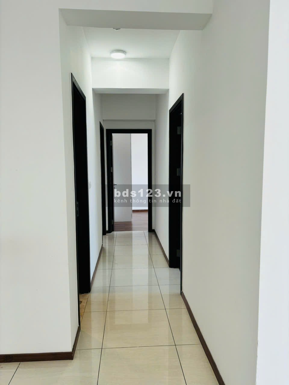 Tiin chuẩn- căn 3PN dự án One Verandah cần bán nhanh giá chỉ 8,25 tỷ (bao hết thuế phí, và 5% sổ)