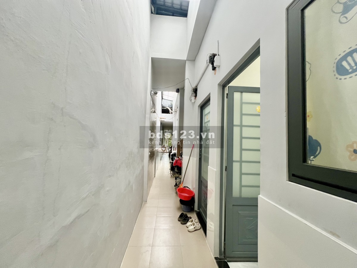 Cho thuê phòng trọ có gác mới xây thoáng đẹp gần Đại Học Văn Lang cs3