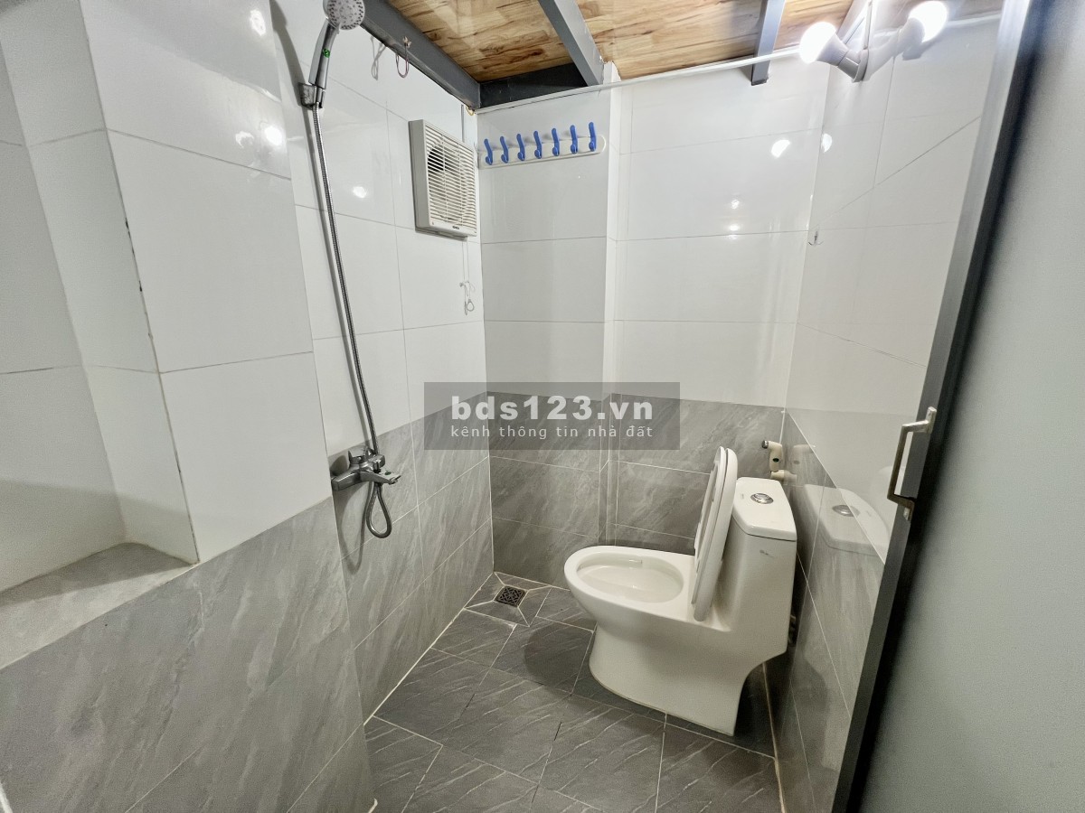 Cho thuê phòng trọ có gác mới xây thoáng đẹp gần Đại Học Văn Lang cs3