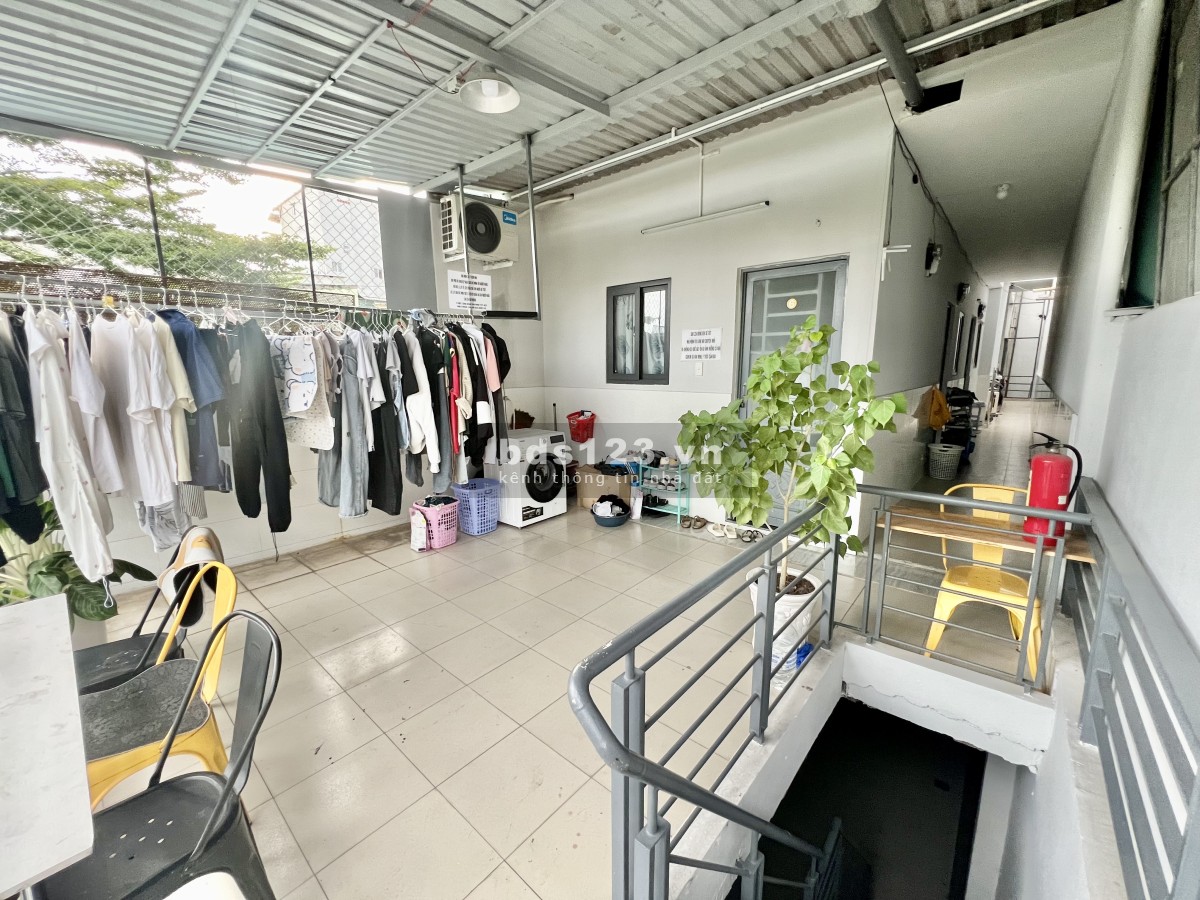 Cho thuê phòng trọ có gác mới xây thoáng đẹp gần Đại Học Văn Lang cs3