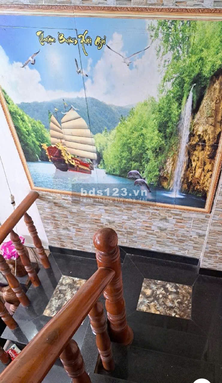 Bán gấp căn góc 3 tầng, 110m2, hẻm 5m thông, giá chỉ 5.1 tỷ, TTH 20. Q12