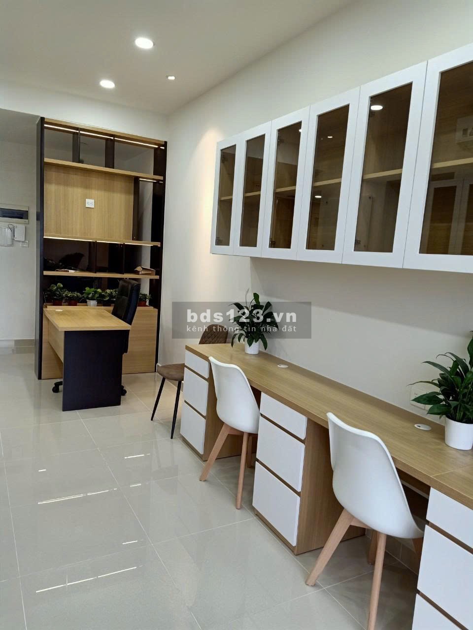 Văn Phòng Đẹp Nhứt Nách Không Thuê Thì Phí - The Sun Avenue