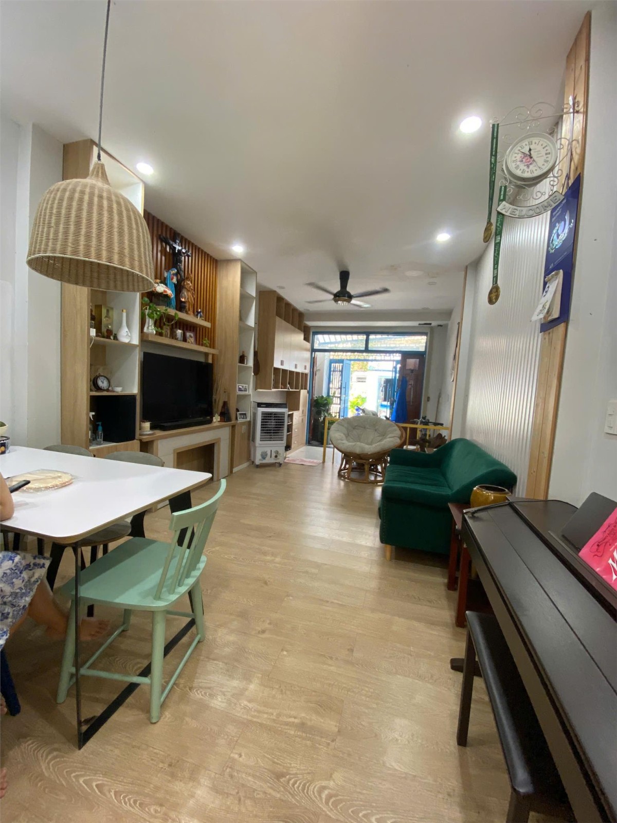 Bán nhà HXH Nguyễn Minh Hoàng, khu K300 Tân Bình, (5*17), 4 tầng