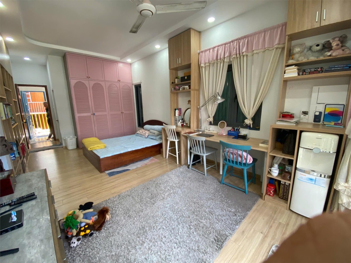 Bán nhà HXH Nguyễn Minh Hoàng, khu K300 Tân Bình, (5*17), 4 tầng