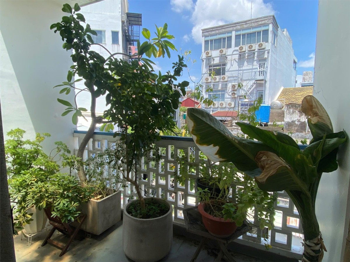 Bán nhà HXH Nguyễn Minh Hoàng, khu K300 Tân Bình, (5*17), 4 tầng