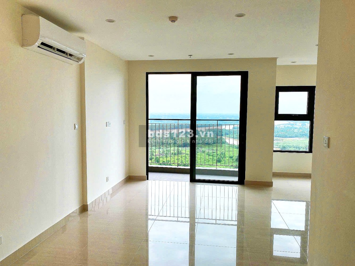 Bán gấp Căn Hộ 2PN + 69m2, Đông Nam, view Sông đẹp, chỉ 2.8 tỷ, đã có sổ Vinhomes Grand Park quận 9