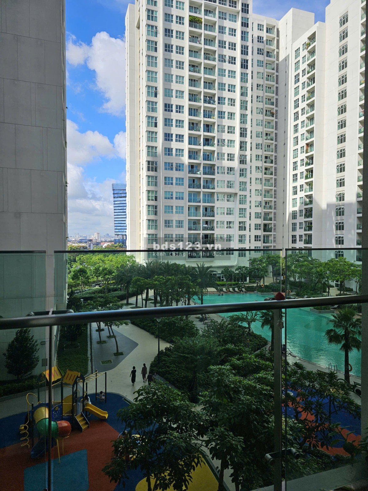 BÁN 2PN SADORA - VIEW HỒ BƠI XANH MÁT