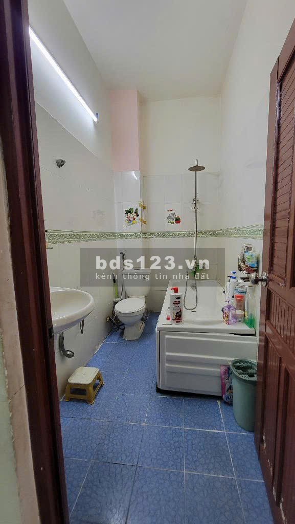 Gấp bán nhà 72m2 6 tầng đường thông xe tải, P12, Gò Vấp nhĩnh 7 tỷ