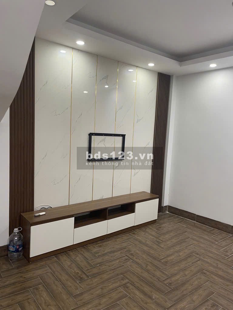 Cần bán nhà số 20 Xuân Phương, Nam Từ Liêm, giá 4,8 tỷ