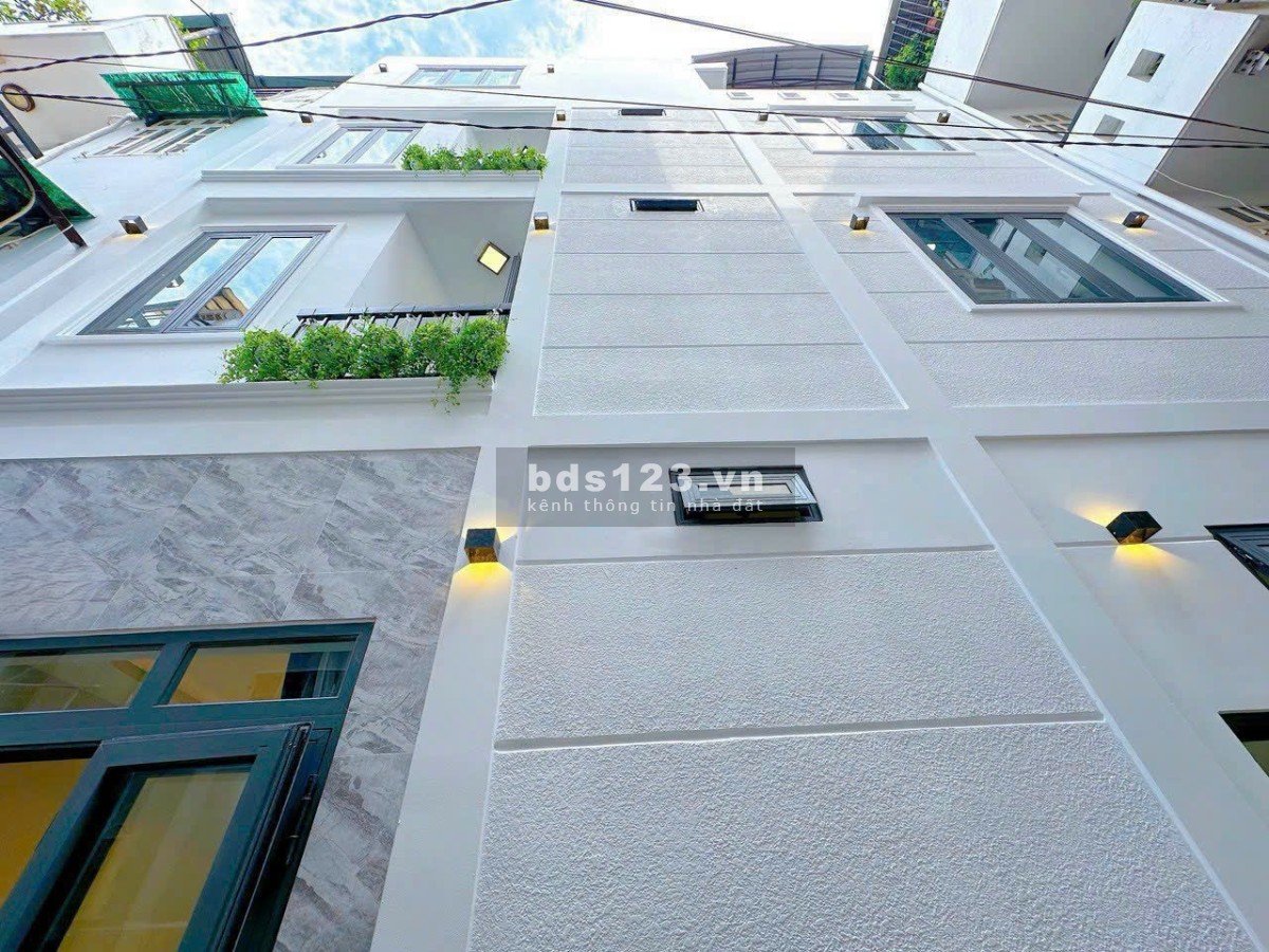 BÁN NHÀ 150M2 - QUẬN PHÚ NHUẬN, CHỈ NHỈNH 6 TỶ