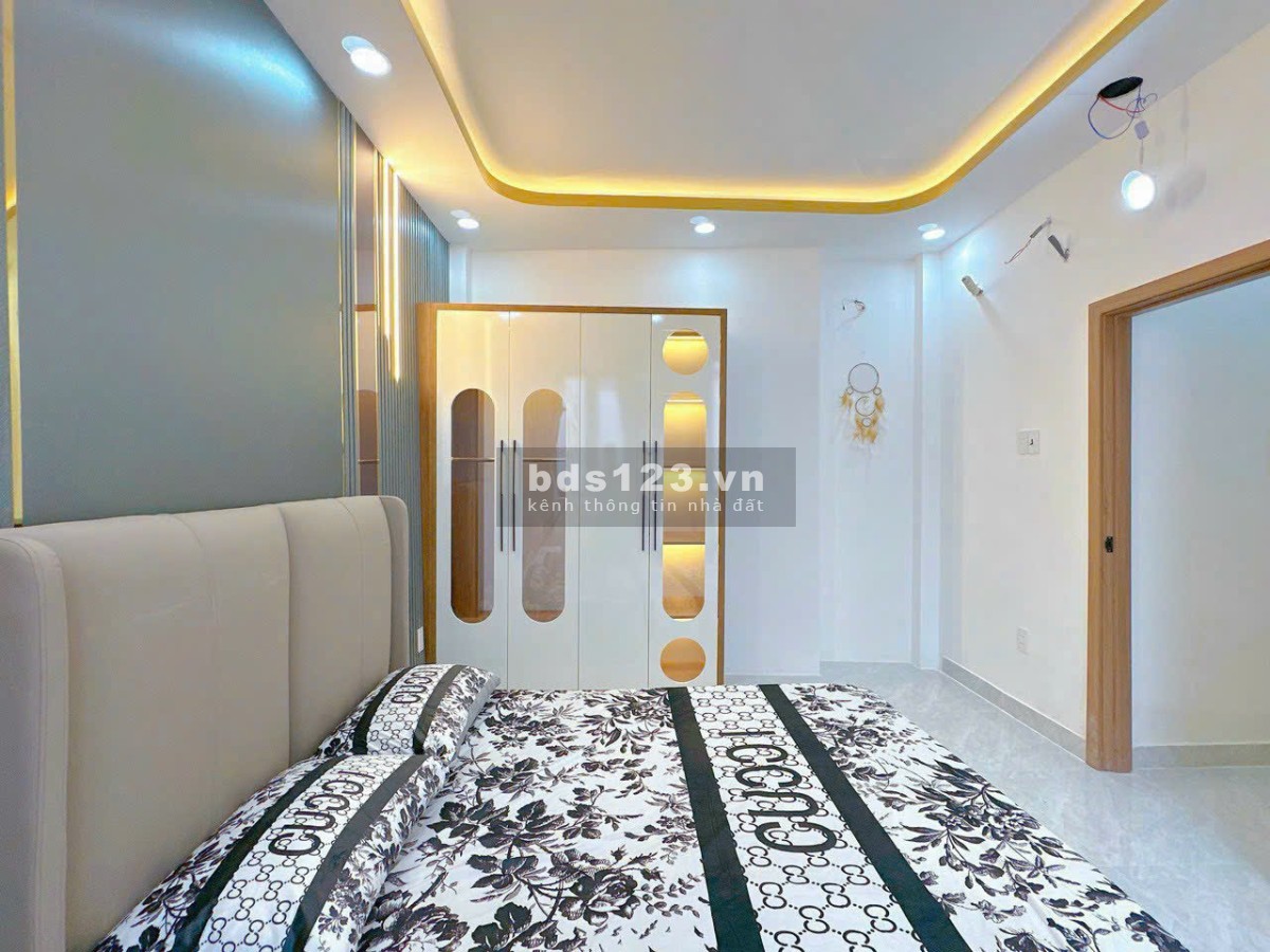 BÁN NHÀ 150M2 - QUẬN PHÚ NHUẬN, CHỈ NHỈNH 6 TỶ