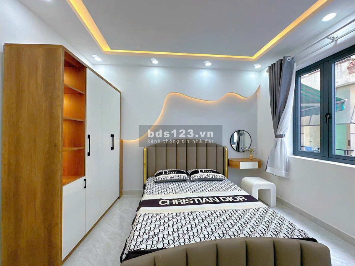 BÁN NHÀ 150M2 - QUẬN PHÚ NHUẬN, CHỈ NHỈNH 6 TỶ