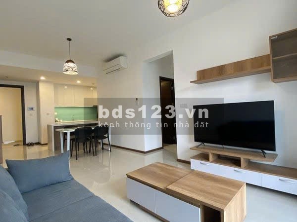 Cho thuê căn 2 phòng ngủ tầng cao One Verandah 18tr/tháng bao phí nhà trống ở ngay