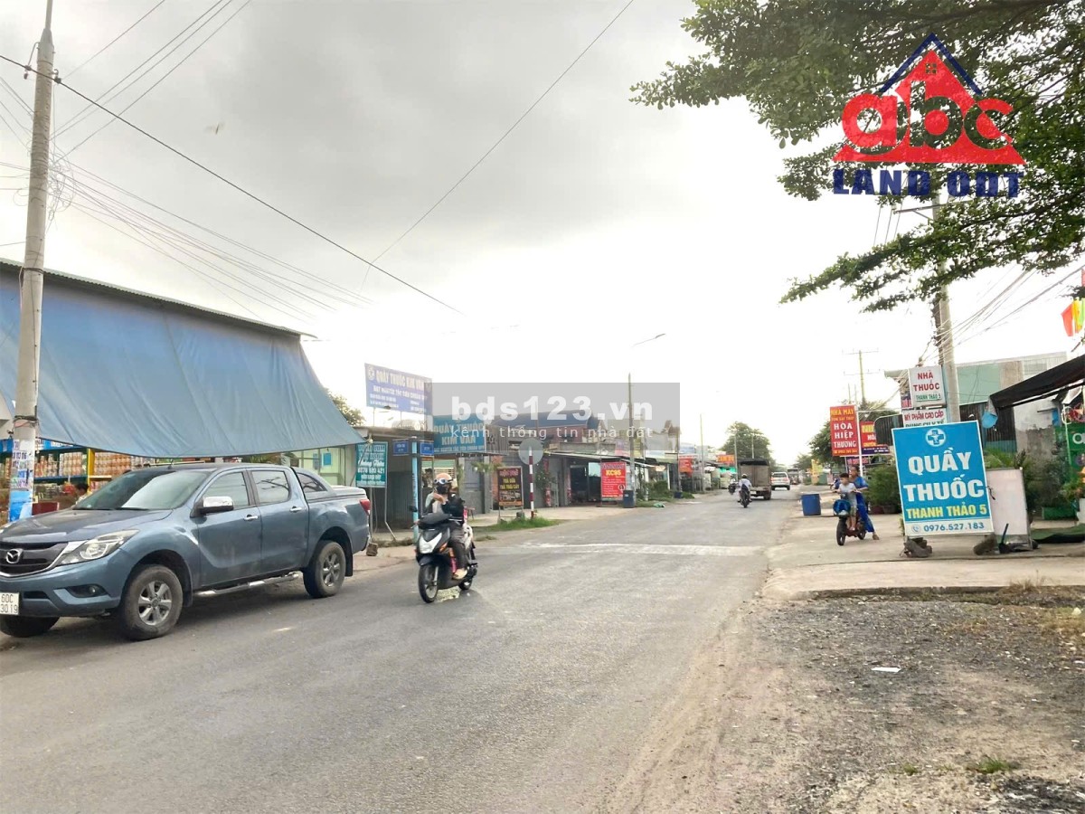Bán đất mặt tiền đường ấp tân thịnh 4400m2 giá chỉ 4ty840 sổ riêng, xã đồi 61 trảng bom Đồng nai