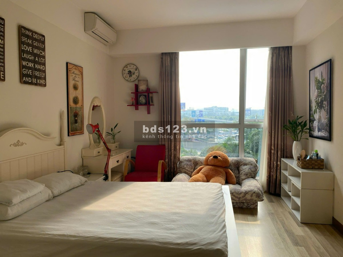 Cho thuê căn hộ 2pn 2wc - 93m2 - Full nội thất gần sân bay giá 18tr/th, ở ngay. LH 0932192028 Ms.Mai