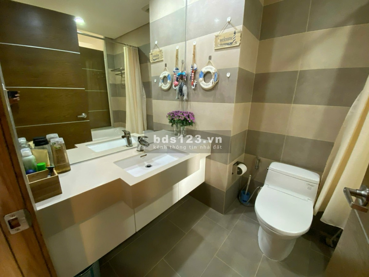 Cho thuê căn hộ 2pn 2wc - 93m2 - Full nội thất gần sân bay giá 18tr/th, ở ngay. LH 0932192028 Ms.Mai