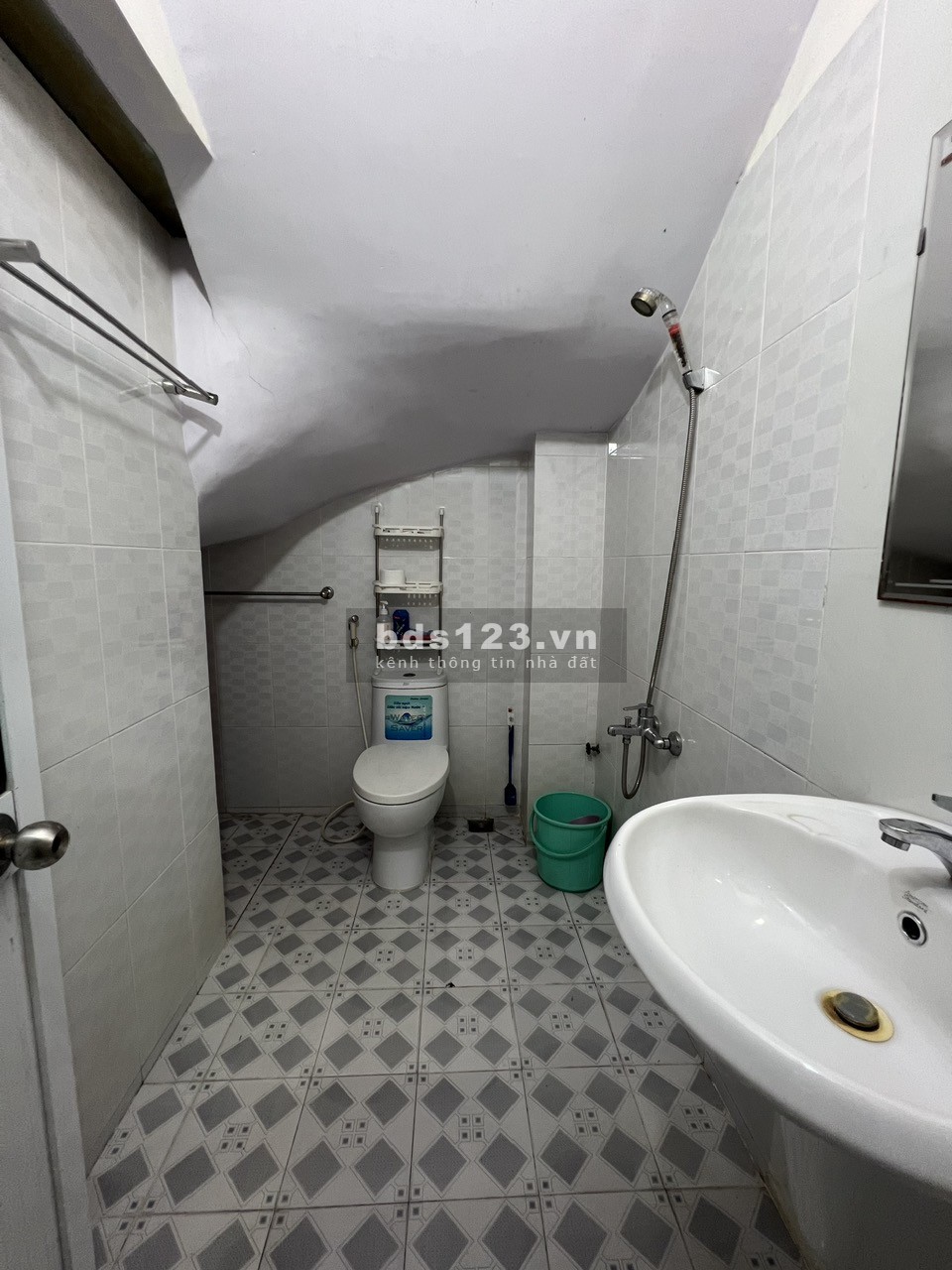 CHO THUÊ MẶT BẰNG TẦNG TRỆT 4*10m HẺM 220 NGUYỄN OANH P17 GV HCM làm văn phòng, cửa tiệm