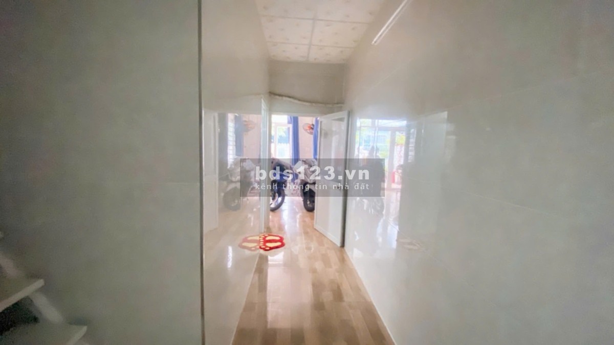 MẶT TIỀN ĐƯỜNG SỐ BÌNH TRƯNG ĐÔNG XE HƠI THÔNG CÁC NGÃ - LÔ GÓC 2 MẶT THOÁNG - NGANG 6,8 M.