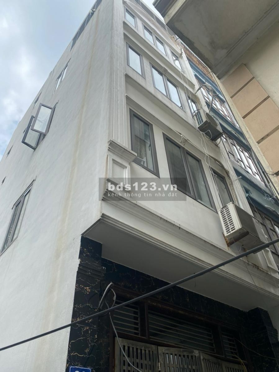 Bán nhà 36m2 giá rẻ Khu Giáp Bát.