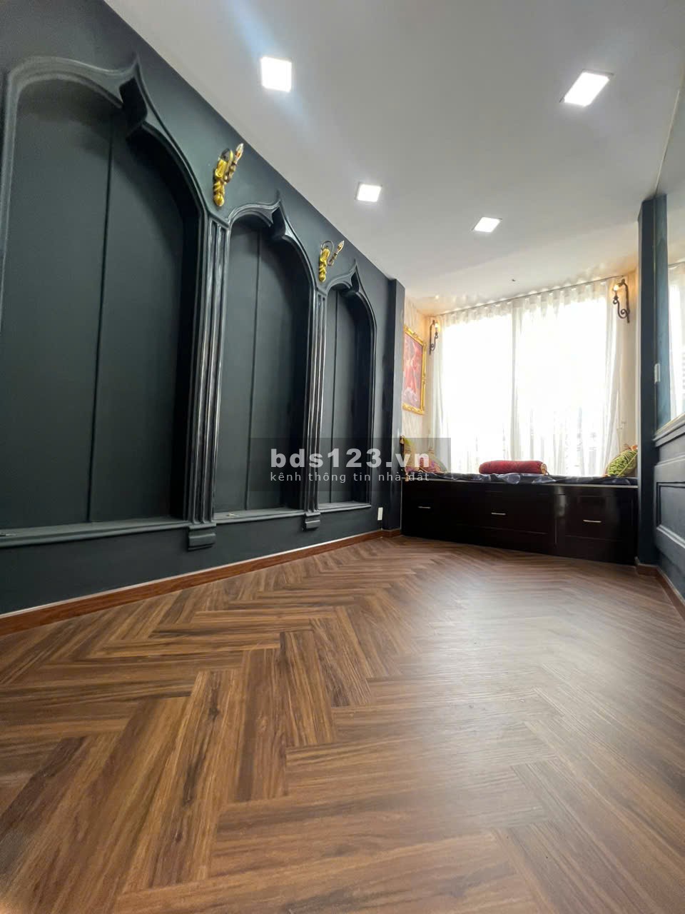 BÁN NHÀ - BIỆT THỰ PHÁP MINI SIÊU ĐẸP, 36M2, QUẬN 1 - CHỈ HƠN 4 TỶ