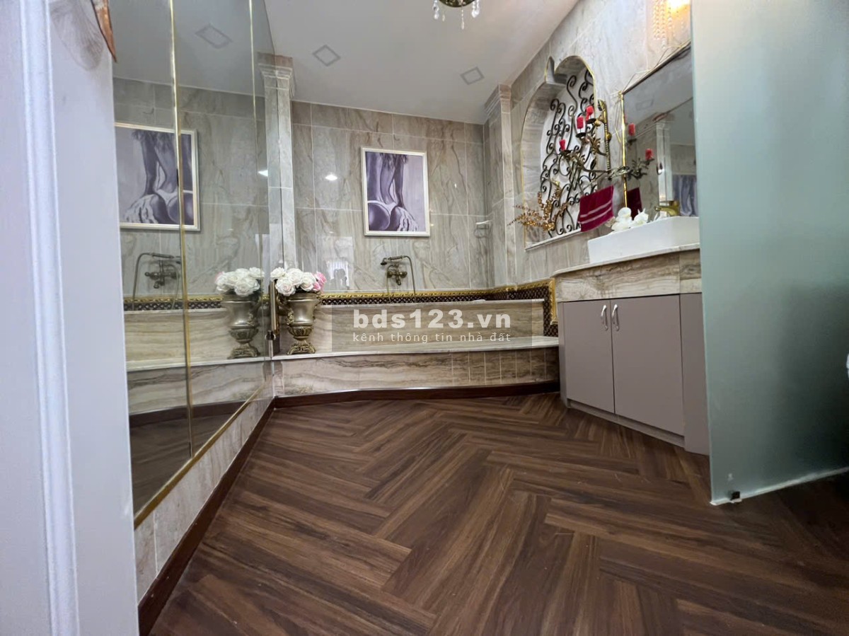 BÁN NHÀ - BIỆT THỰ PHÁP MINI SIÊU ĐẸP, 36M2, QUẬN 1 - CHỈ HƠN 4 TỶ