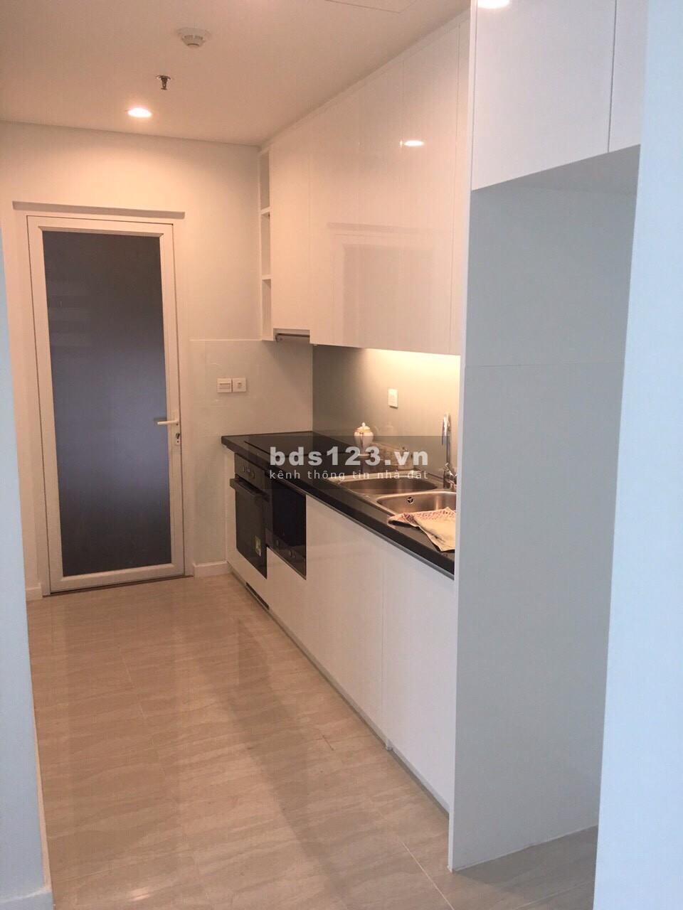 CHO THUÊ 2PN SADORA - VIEW HỒ BƠI YÊN TĨNH MÁT MẼ