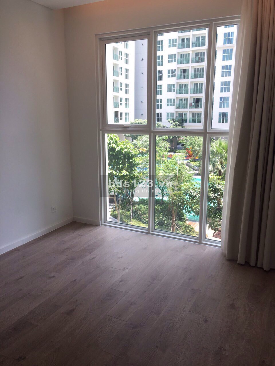 CHO THUÊ 2PN SADORA - VIEW HỒ BƠI YÊN TĨNH MÁT MẼ
