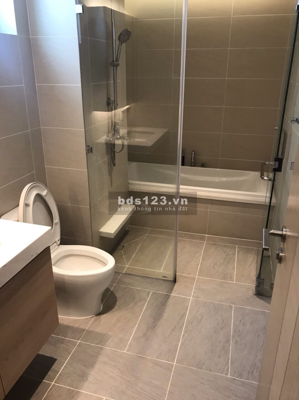 CHO THUÊ 2PN SADORA - VIEW HỒ BƠI YÊN TĨNH MÁT MẼ