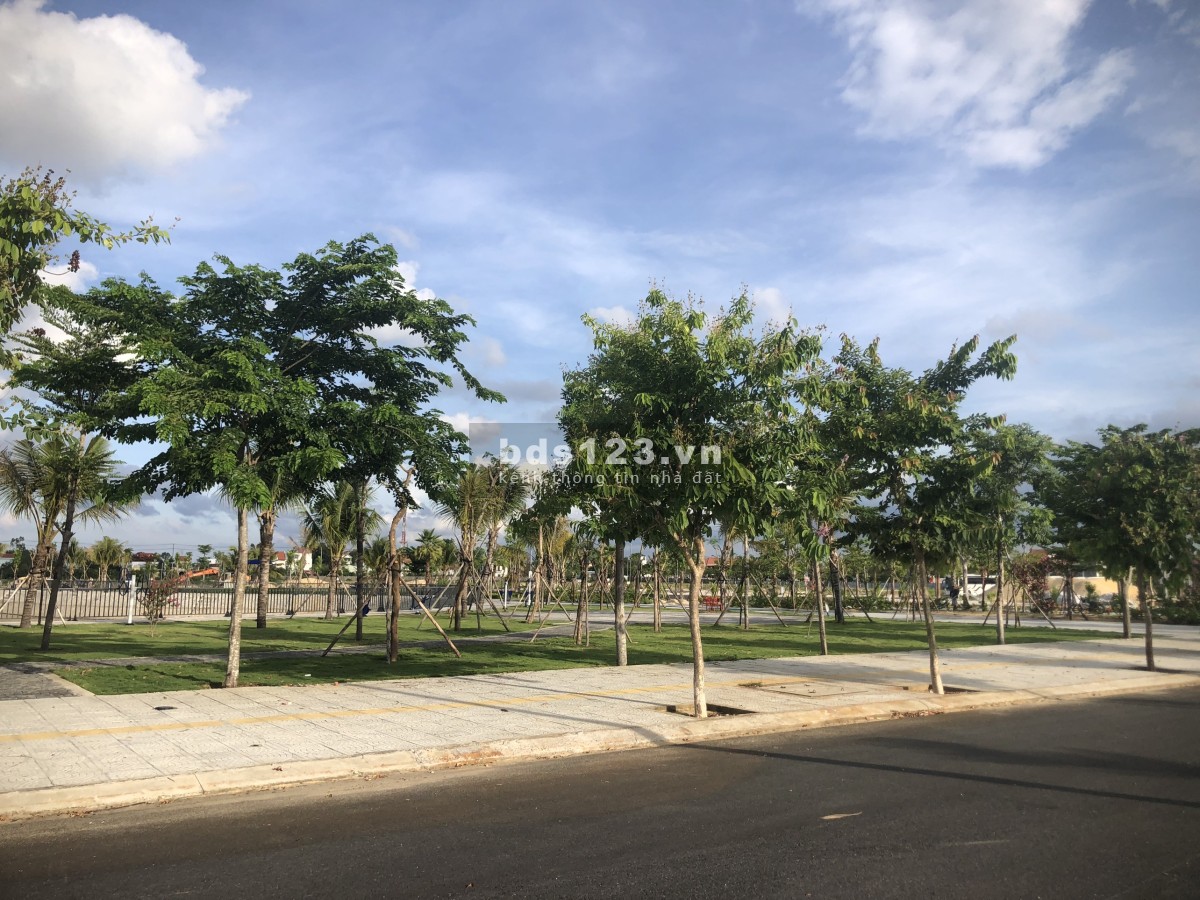 Đất nền villa, biệt thự tại trung tâm TP Hội AN, cách phố cổ 3km giá chỉ 28tr/m2, cố sổ, CSHT quy mô