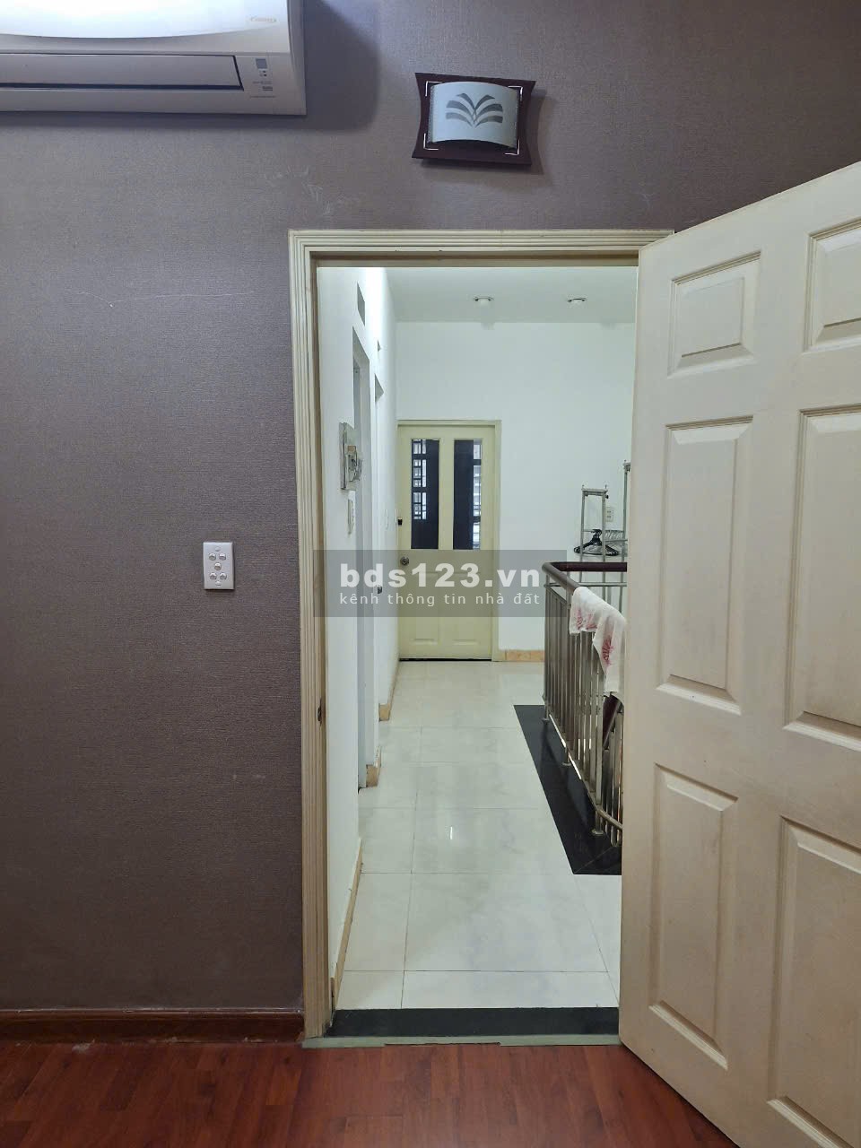 BÁN NHÀ RIÊNG P3, Q.11, HẺM THẲNG VÀ RỘNG 7M, DIỆN TÍCH NHÀ 34.7 M2, NHÀ ĐẸP, GIÁ RẺ