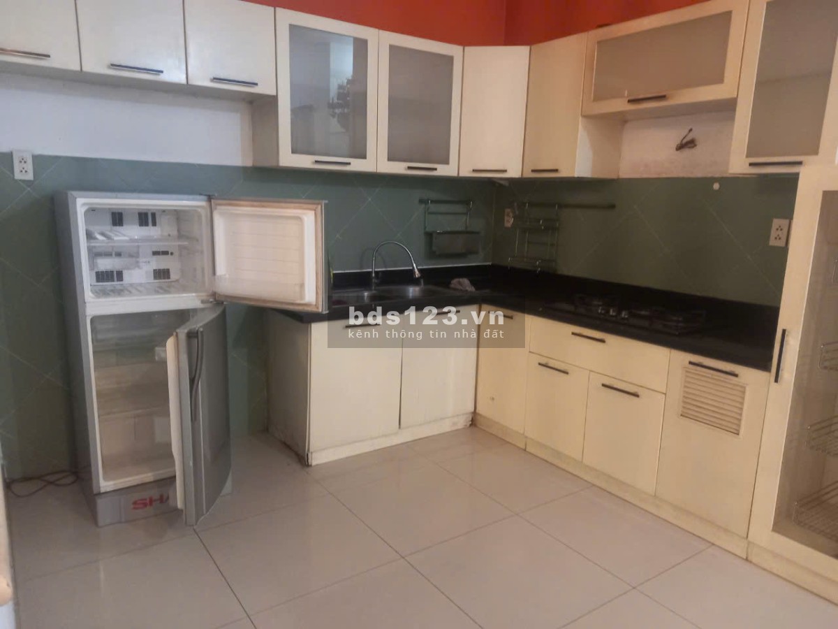 Chung cư Miếu Nổi 5 tầng( thang bộ), P3, Bình Thạnh: 80m2, 3p, 2wc, 10tr, NT