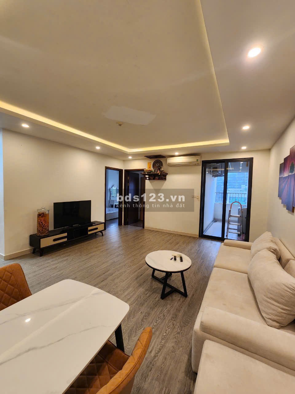 Cho thuê chung cư FLC Complex, 36 Phạm Hùng, 100m, 3 ngủ, 2 wc, full nội thất, giá tốt