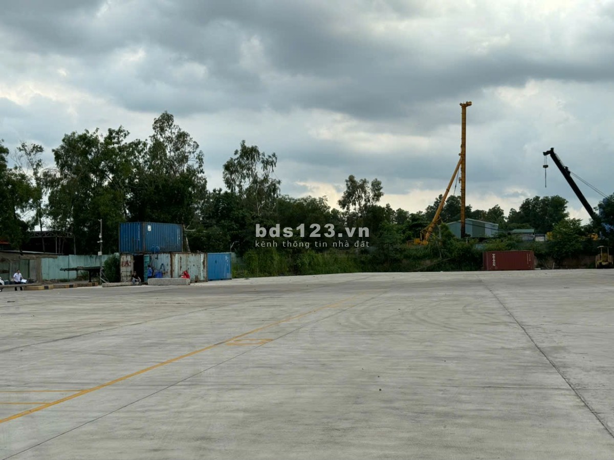 Cho thuê đất 5000m2 - 6ha gần đường Hoàng Hữu Nam, phường Long Bình, Quận 9.