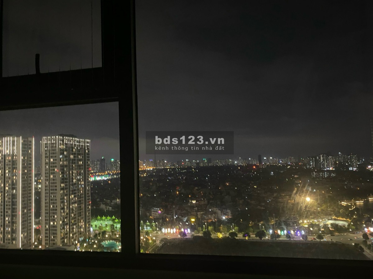 Mình chính chủ cần bán nhanh căn view víp nhất khutoà SA3 vinhomes Smart City Tây Mỗ Nam Từ Liêm