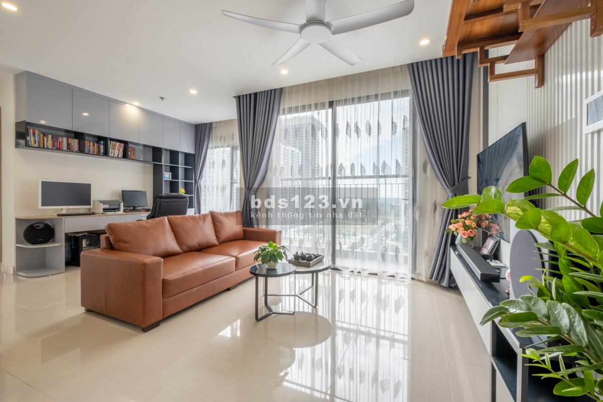 Bán nhà tặng full nội thất căn 2N góc chỉ 2,850 tỷ tại vinhomes ocean park gia lâm