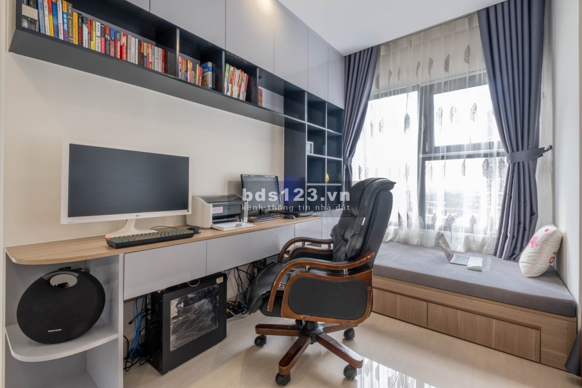 Bán nhà tặng full nội thất căn 2N góc chỉ 2,850 tỷ tại vinhomes ocean park gia lâm