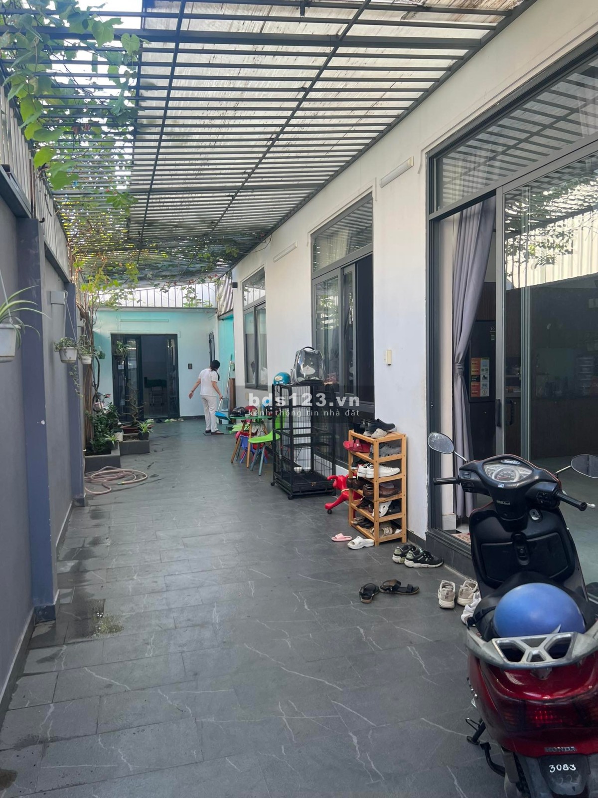 BÁN VILLA 3 TẦNG MẶT TIỀN ĐƯỜNG, ĐẸP LUNG LINH, SAU LƯNG GIGAMAL, 8X30; CHỈ 15,x TỶ.