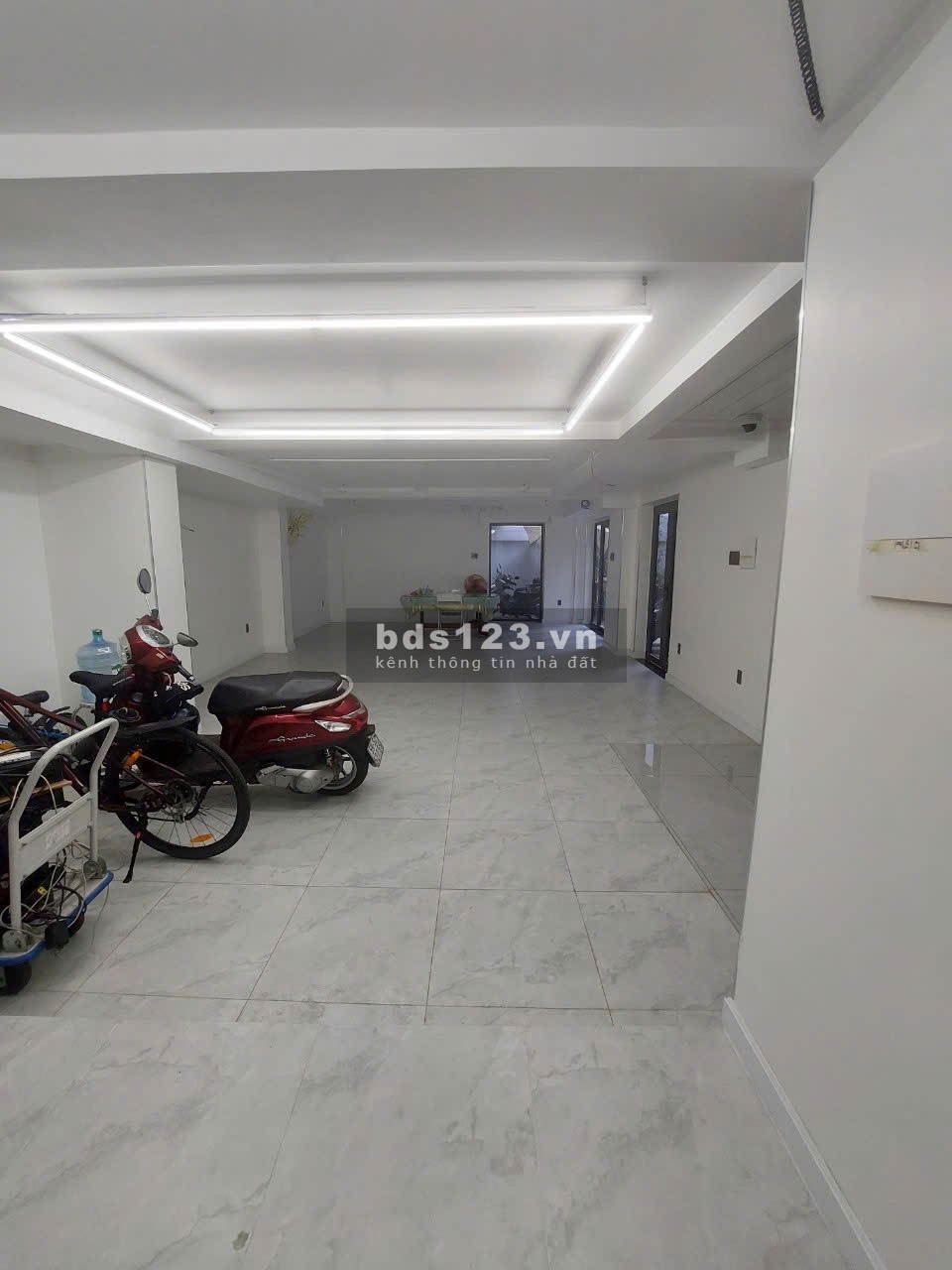 Cho thuê mặt bằng 1 trệt 1 lửng p17 Nguyễn Cửu Vân Bình Thạnh