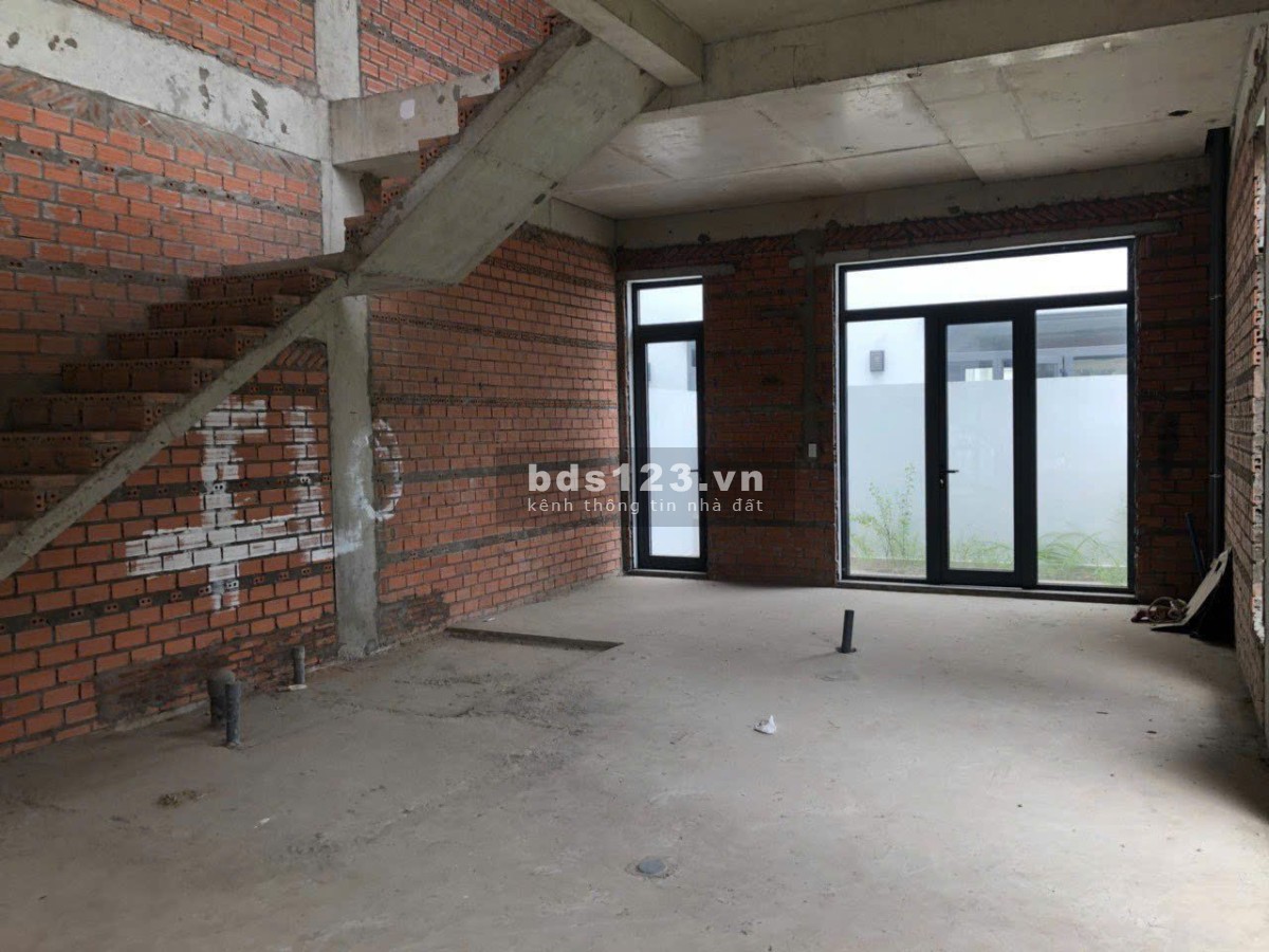 BÁN BIỆT THỰ KHU DÂN CƯ LAVILA, NHÀ BÈ, ĐỦ TIỆN ÍCH, AN NINH 24/24, GIÁ 10,6 TỶ