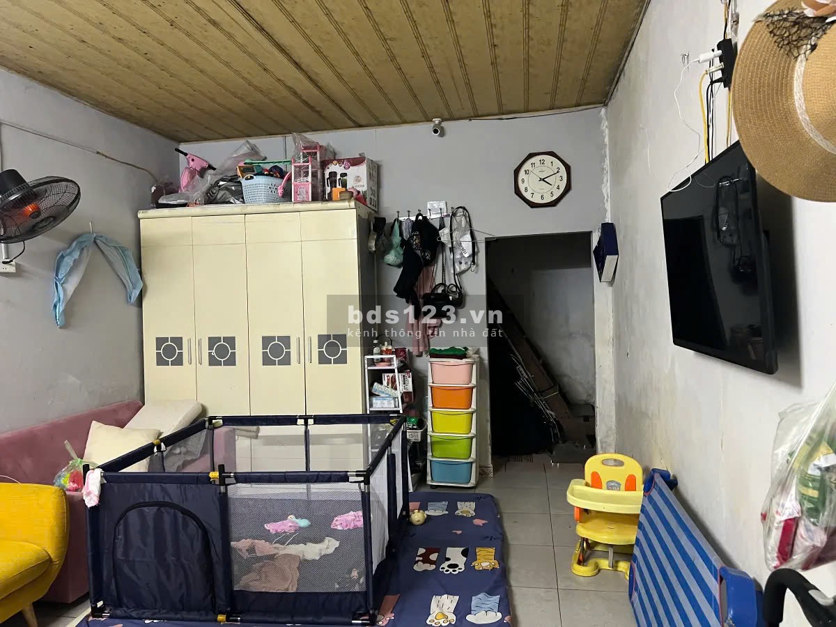 Bán Nhà Cấp 4 Diện Tích 32m2 Giá 800tr Tại Phố Vũ Hữu, Thanh Xuân