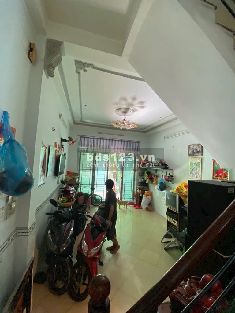 Bán gấp, 2 tầng, 78m2, hẻm 6m, giá chỉ 6,3 tỷ, Lê Văn Thọ, Gò Vấp