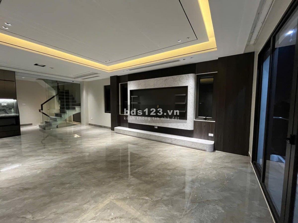 BÁN NHÀ MỚI XÂY XONG 52M2 - NGUYỄN VĂN CỪ, LONG BIÊN - THIẾT KẾ HIỆN ĐẠI, SANG TRỌNG.