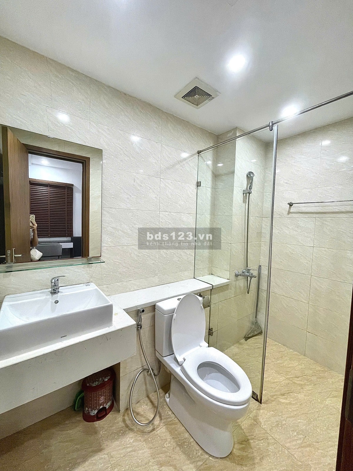 Gia đình có 2 căn hộ C14 Bắc Hà full đồ cần cho thuê LH 0985409147