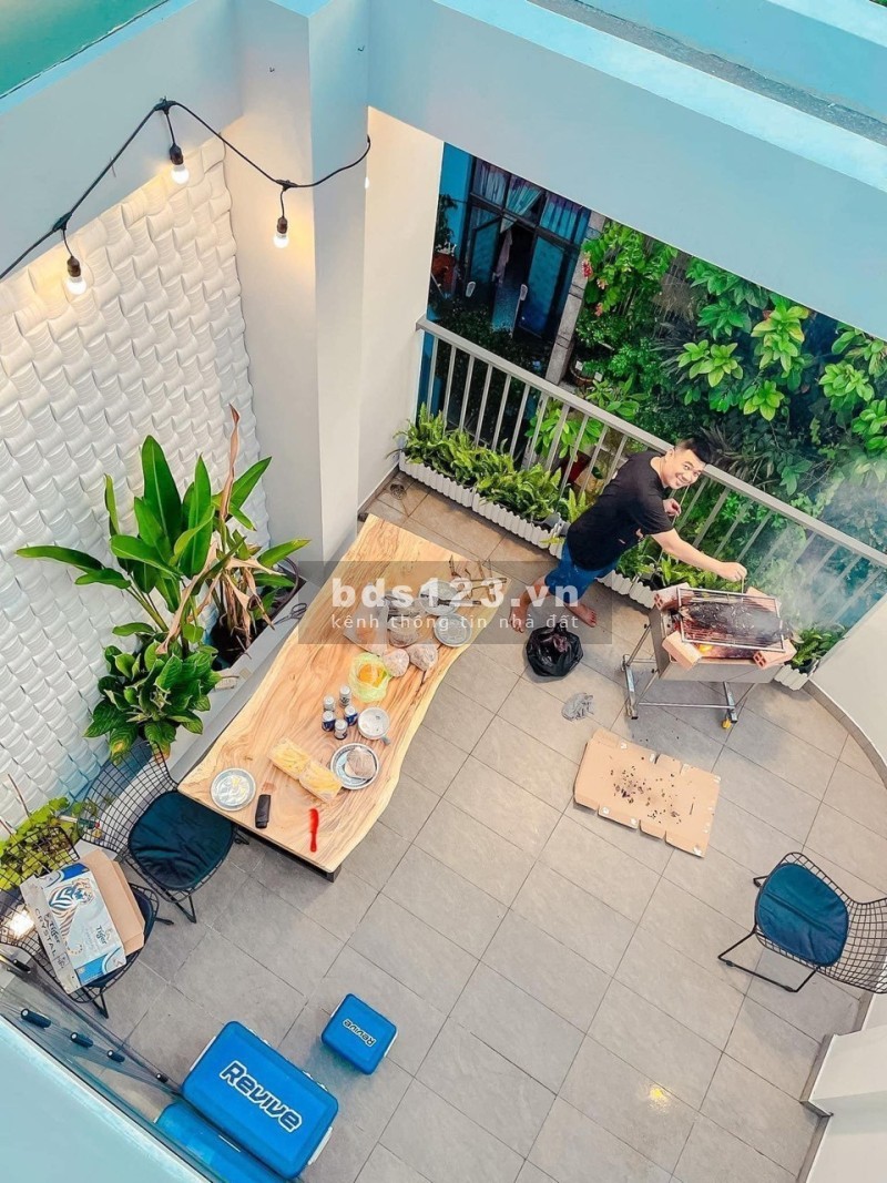 Bán nhà MỚI đường 3/2, 55.5m2 5Tầng 4.2X14.5 15 tỷ phường 11 quận 10